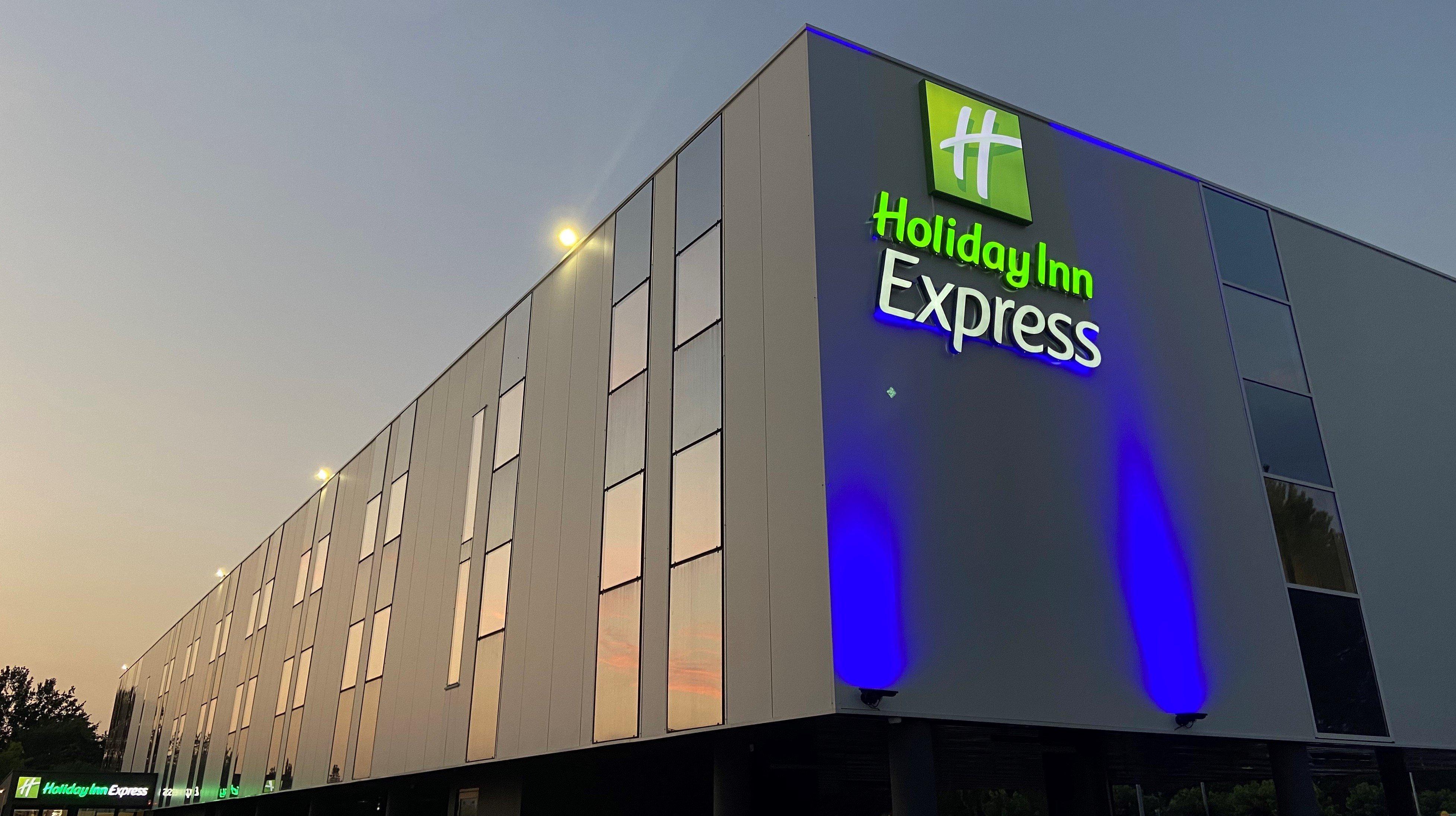 Holiday Inn Express - Arcachon - La Teste, An Ihg Hotel Экстерьер фото